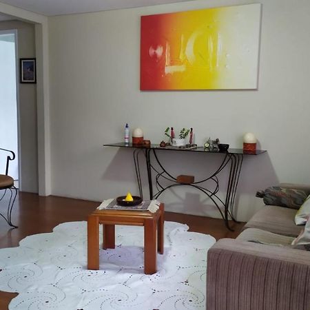 Casa Klos - Quartos Amplos กูรีตีบา ภายนอก รูปภาพ