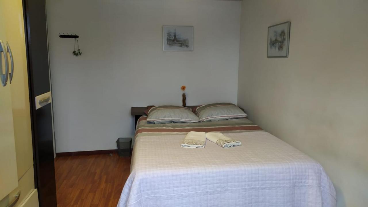 Casa Klos - Quartos Amplos กูรีตีบา ภายนอก รูปภาพ