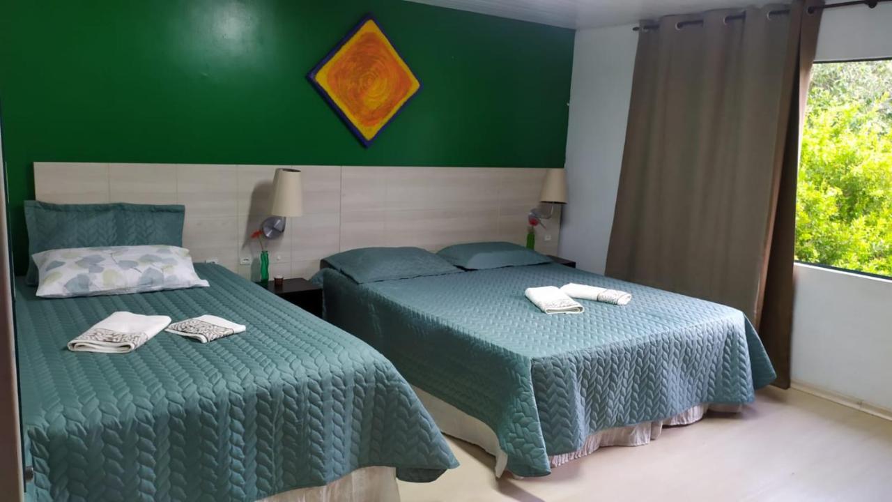 Casa Klos - Quartos Amplos กูรีตีบา ภายนอก รูปภาพ