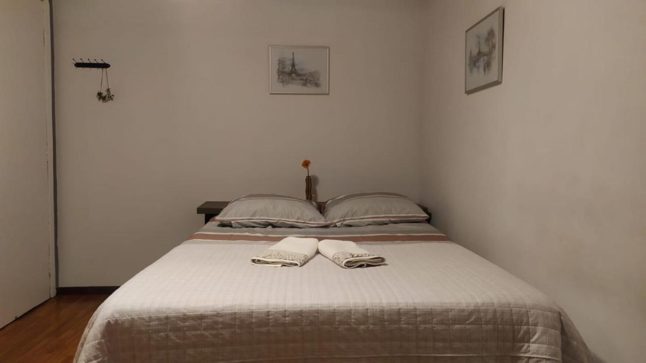 Casa Klos - Quartos Amplos กูรีตีบา ภายนอก รูปภาพ