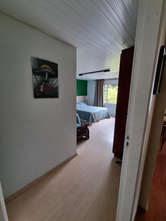 Casa Klos - Quartos Amplos กูรีตีบา ภายนอก รูปภาพ